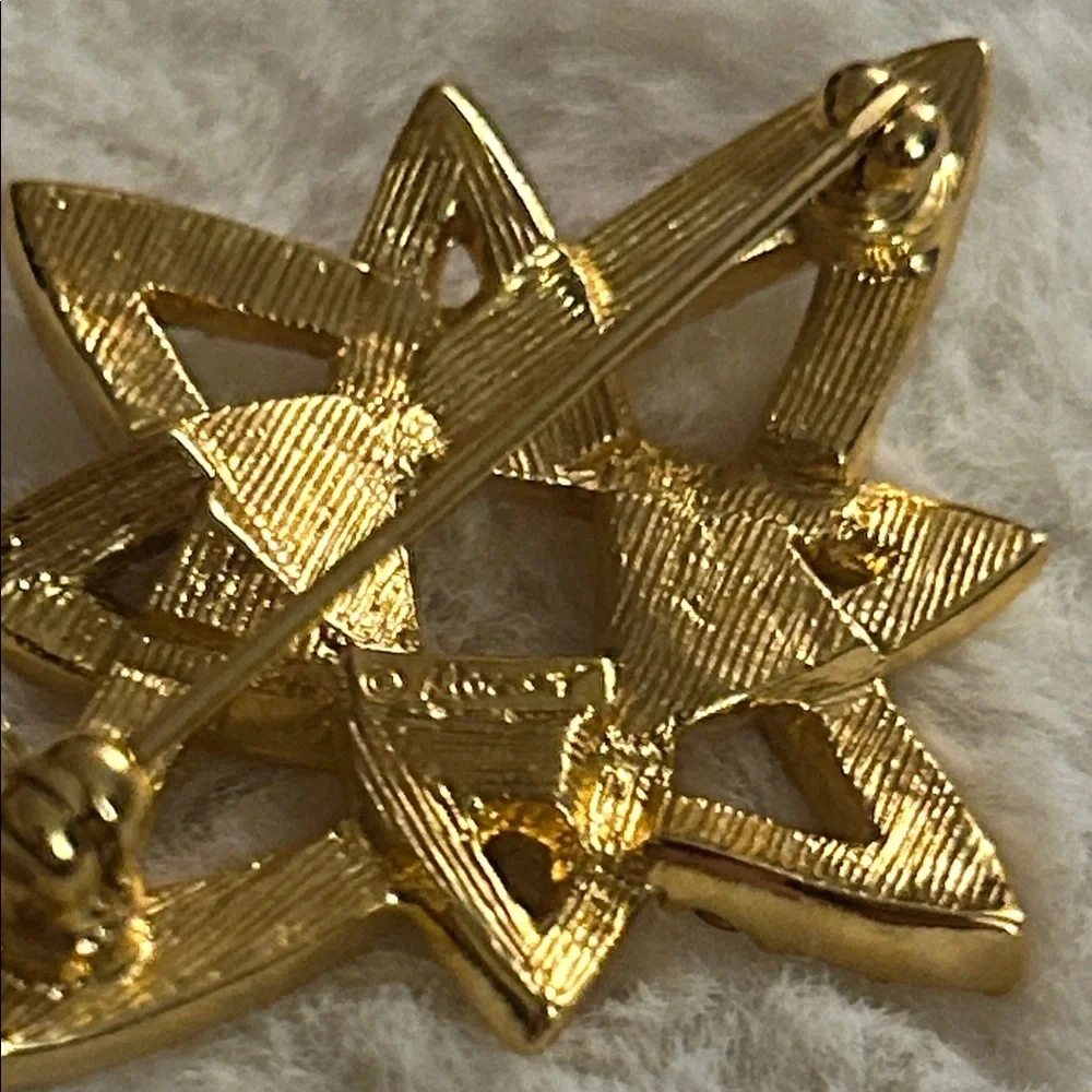 Vintage Monet Gold Brooch with‎ Rhinestone Accents